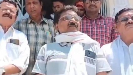 टीकमगढ़: आयकर विभाग मांगे माफ़ी,श्रद्धालुओं ने तहसीलदार से रखी मांग