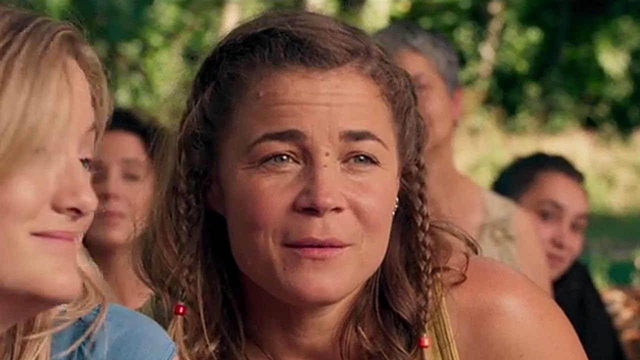 Blanche Gardin dans Problemos : Le cercle des femmes - extrait Eric Judor