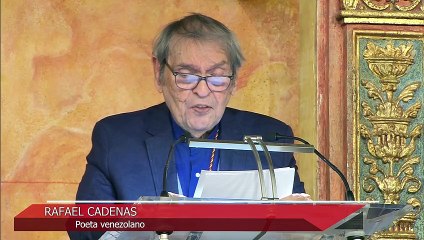 Cadenas recibe el Premio Cervantes con una llamada "urgente" a la democracia