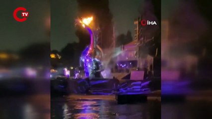 Disneyland'de alev alan mekanik ejderha paniğe yol açtı