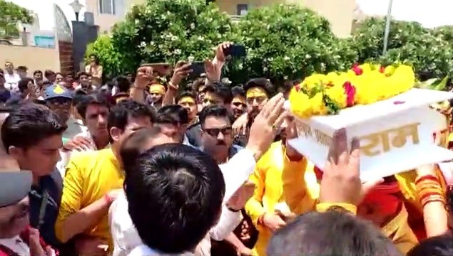 The bhagwat katha of Bageshwardham Maharaj begins with Kalshayatra