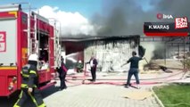 Kahramanmaraş'da Mobilya atolyesinin kumaş dikim bölümünde yangın çıktı