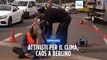 Berlino, gli agenti utilizzano trapano e piede di porco per liberare un attivista per il clima