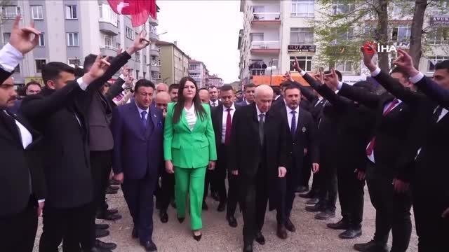 MHP Lideri Bahçeli: Cumhura baş olmak oyuncak değildir.