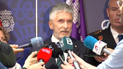 Grande-Marlaska asegura que "en dos o tres semanas" se tomarán las "medidas estructurales" para garantizar el derecho a la vivienda de los agentes destinados en Baleares