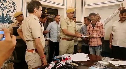 30 लाख के 222 मोबाइल बरामद, पीडि़तों को लौटाए