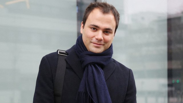 GALA VIDEO - “Je t’emmerde !” : Charles Consigny perd son sang froid, insultes en direct