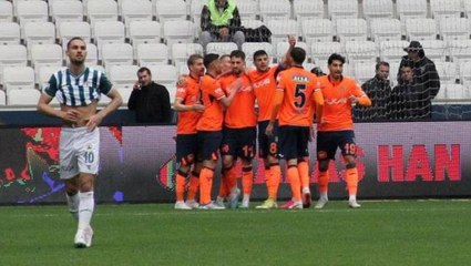 İlk yarıda Başakşehir'den fark yiyen Giresunspor'da kaleci Onurcan Piri, ikinci yarıda sahaya çıkmak istemedi