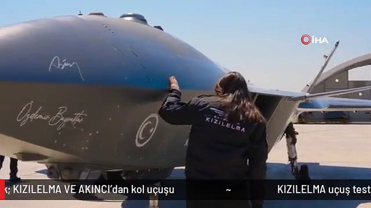 KIZILELMA uçuş testinde bir ilk: KIZILELMA VE AKINCI'dan kol uçuşu