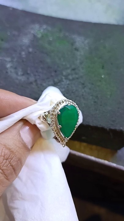 beautifull ring with sikandarr bhai ki farmaesh