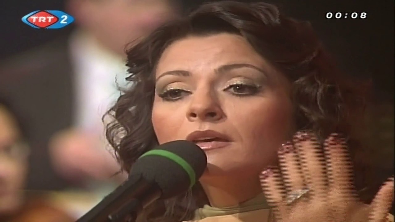 Meltem Yamak / Sen beni bir buseye ettin feda