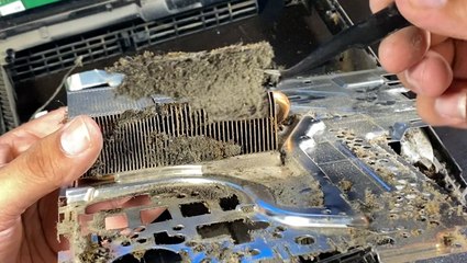 Cleaning every part of a PlayStation 4