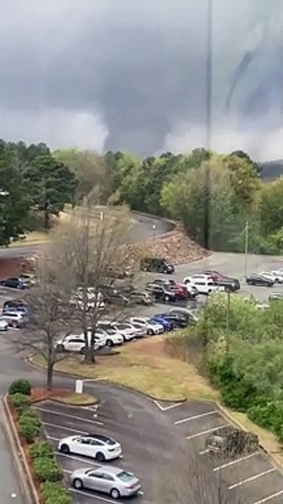 Arkansas F3 Tornado Caught On Camera