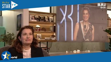 “Je me suis détestée” : Emmanuelle Devos sans tabou sur cette particularité qui l'a longtemps comple
