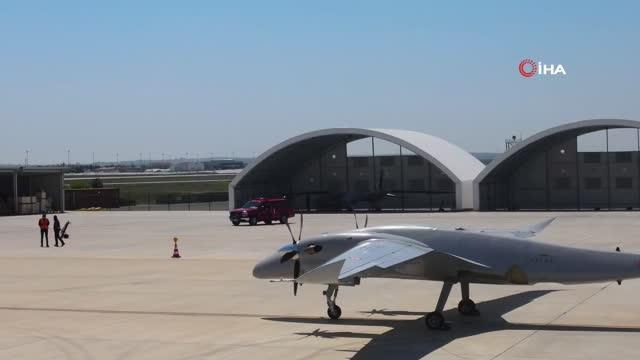 KIZILELMA uçuş testinde bir ilk: KIZILELMA VE AKINCI'dan kol uçuşu