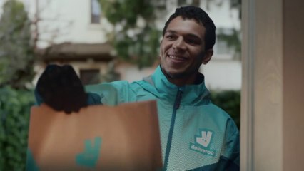 Deliveroo, prossima sfida la spesa a domicilio. E arriva in 10 minuti