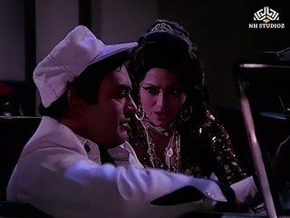 Is Kadar Aap Humko Jo /  Apne Rang Hazaar 1975 /Sanjeev Kumar,  Bindu_