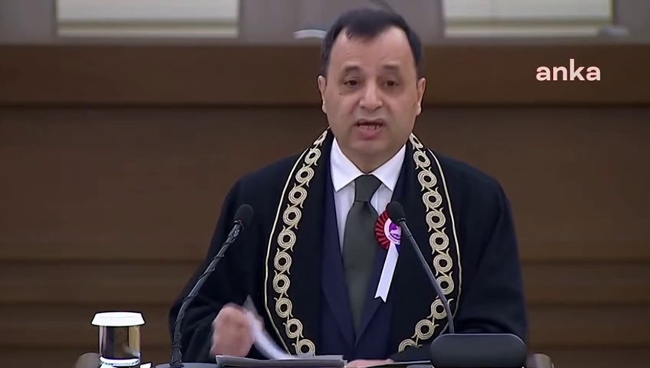 AYM Başkanı Zühtü Arslan: Yarın hünkarın da benim de huzuruna çıkacağım bir hakim vardır ki yalnız ondan korkarım