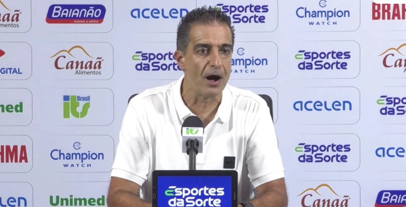 Renato Paiva briga com radialista na coletiva após derrota para o Botafogo