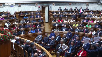 Santos Silva interrompe Lula para repreender deputados do Chega