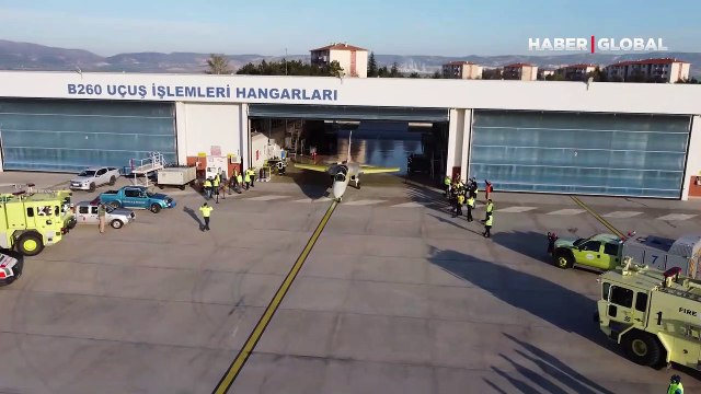 Cumhurbaşkanı Erdoğan: Yerli ve milli ilk insanlı süpersonik jet uçağımız HÜRJET ilk uçuşunu başarıyla gerçekleştirdi