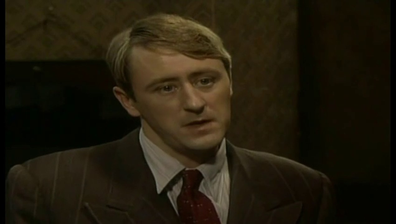 Goodnight Sweetheart. S2/E2.  Nicholas Lyndhurst • Dervla Kirwan