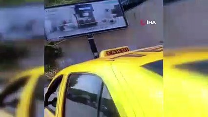 Taksi durağında taksiye binemeyince isyan etti