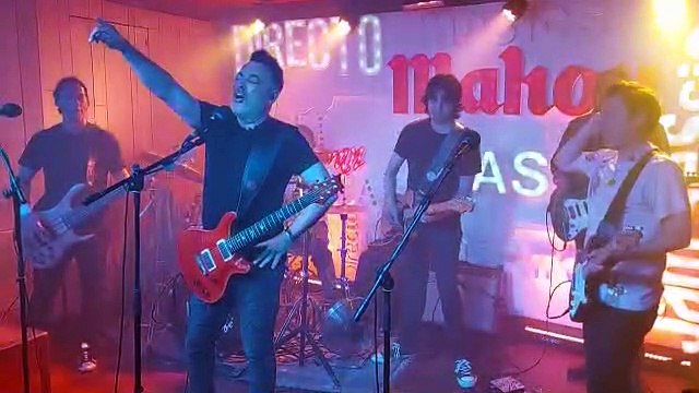 Concierto sospresa de Café Quijano en el Gran Café