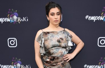 Lauren Jauregui llama a Elon Musk 'payaso'