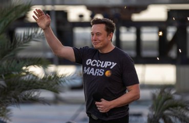 イーロン・マスク氏のスペースX、大型ロケットが打ち上げ試験で爆発