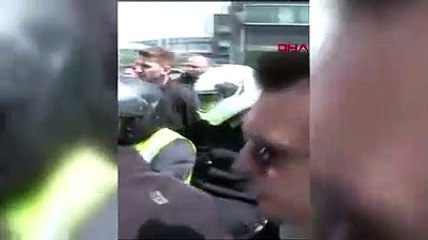 AKP adayı Soylu, açılışa polis motosikletiyle gitti