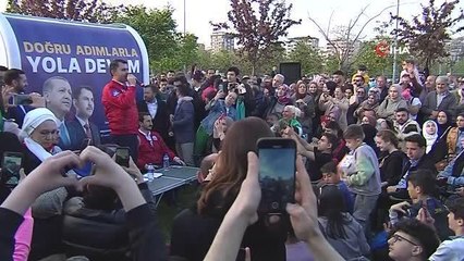Maltepe Sahil'de yürüyüş yapan Bakan Kurum gençlerle basketbol oynadı