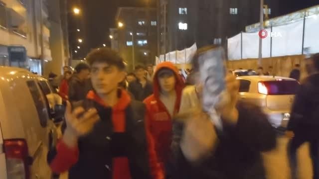Muş'ta Beşiktaşlı taraftarların galibiyet coşkusu