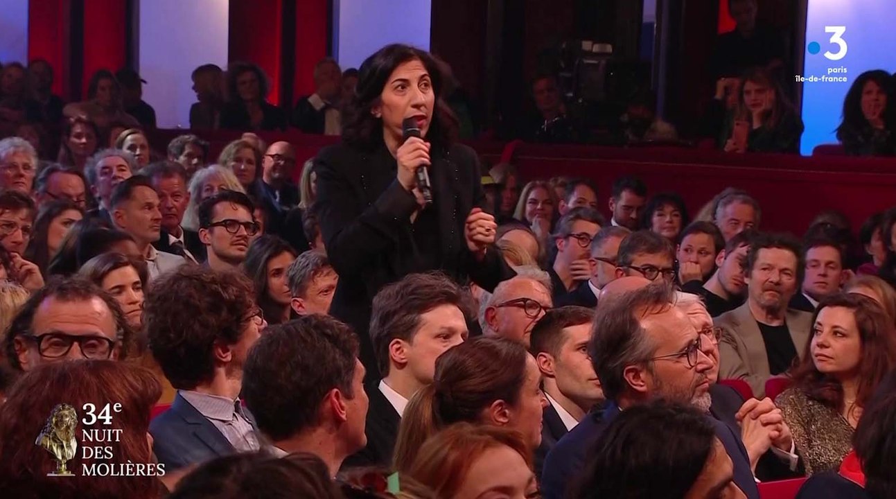 Zapping du 25/04 : Chahutée aux Molières, la ministre de la Culture, Rima Abdul Malak se défend