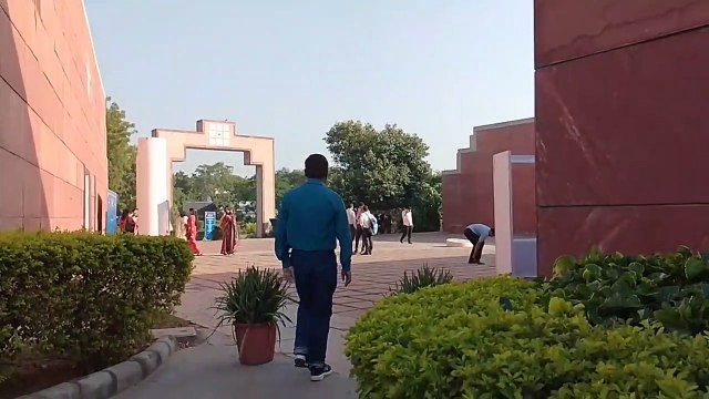 जवाहर कला केंद्र - जेकेके में नाटक 'होल्डिंग अमोर्फस का मंचन 28 को