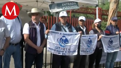 Integrantes del IMTA agudizan protesta al exterior de la Cámara de Diputados