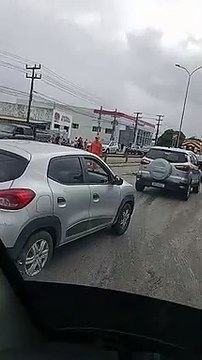 Mulher morre atropelada após tentar atravessar avenida em Arapiraca