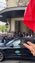 Lula é recebido com afagos em Madri, depois de enfrentar protestos em Lisboa