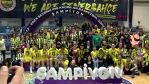 SPOR Fenerbahçe Alagöz Holding şampiyonluk kupasını aldı