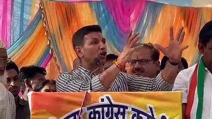 तीन घंटे देरी से पहुंचे पटवारी, किसानों की आय दोगुना करने के मुद्दें पर सीएम पर खड़े किए सवाल