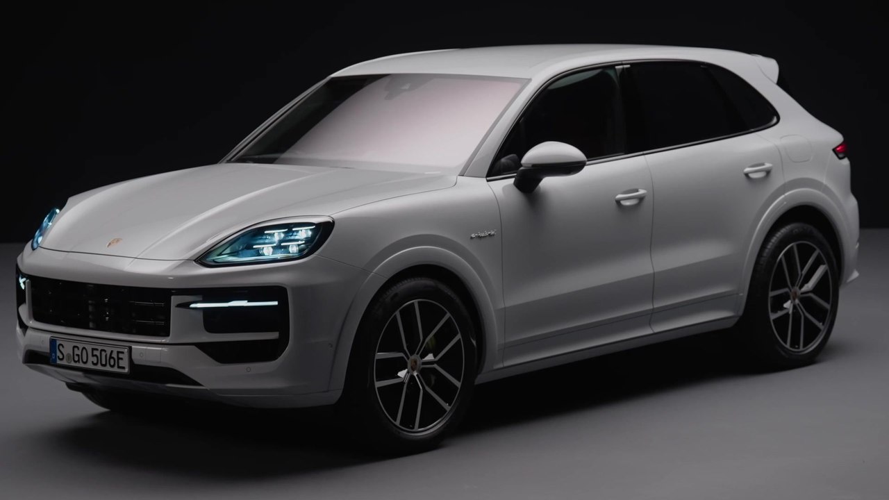 Der neue Porsche Cayenne  - Mit erweiterter Serienausstattung zu Preisen ab 89.097 Euro bestellbar