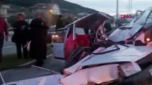Burdur'da otomobille minibüsün çarpıştığı kaza kamerada: 1 ölü, 2 yaralı