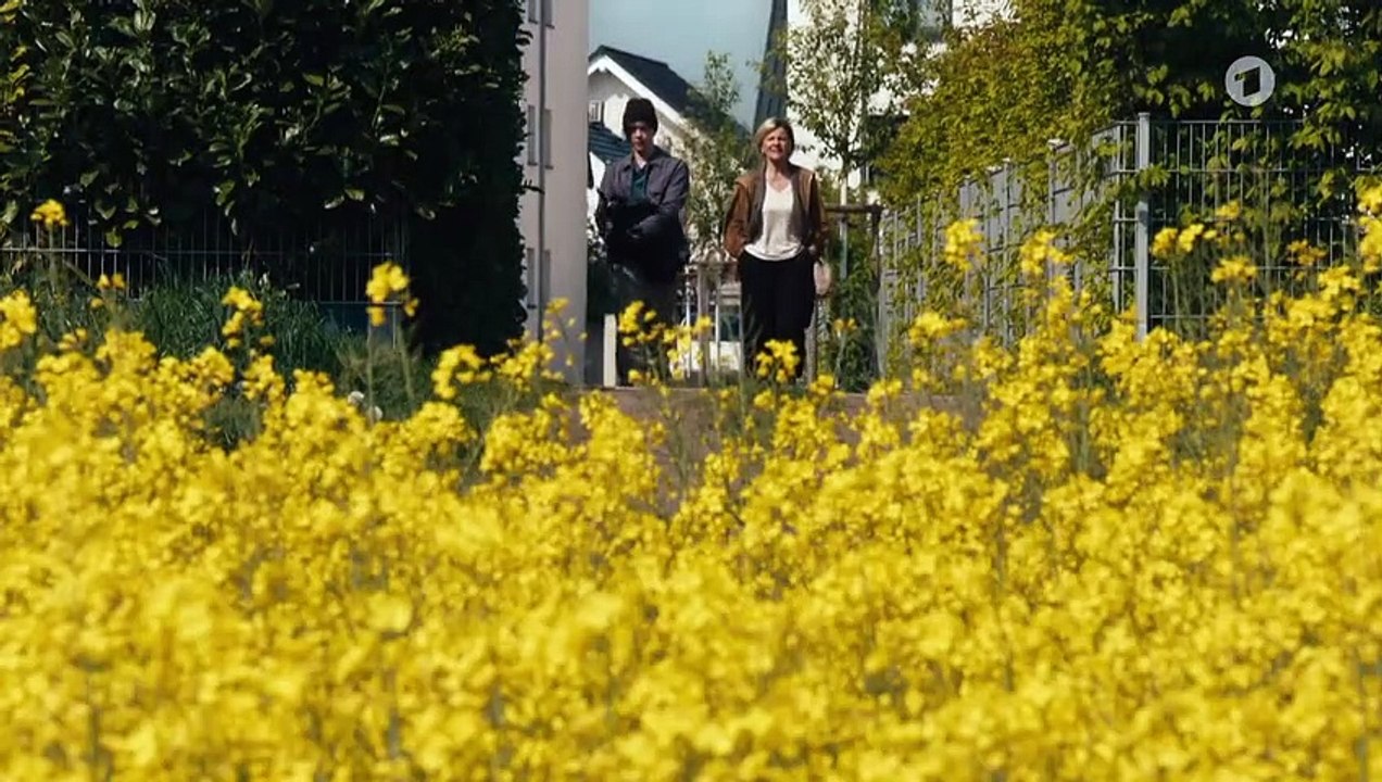 Klara Sonntag-Erste Liebe (Ganzer Film Deutsch 2023)