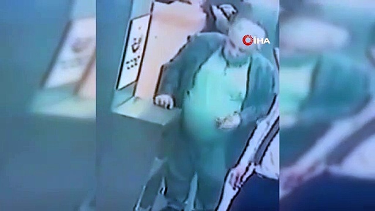 Ecel terminalde kraker yerken yakaladı