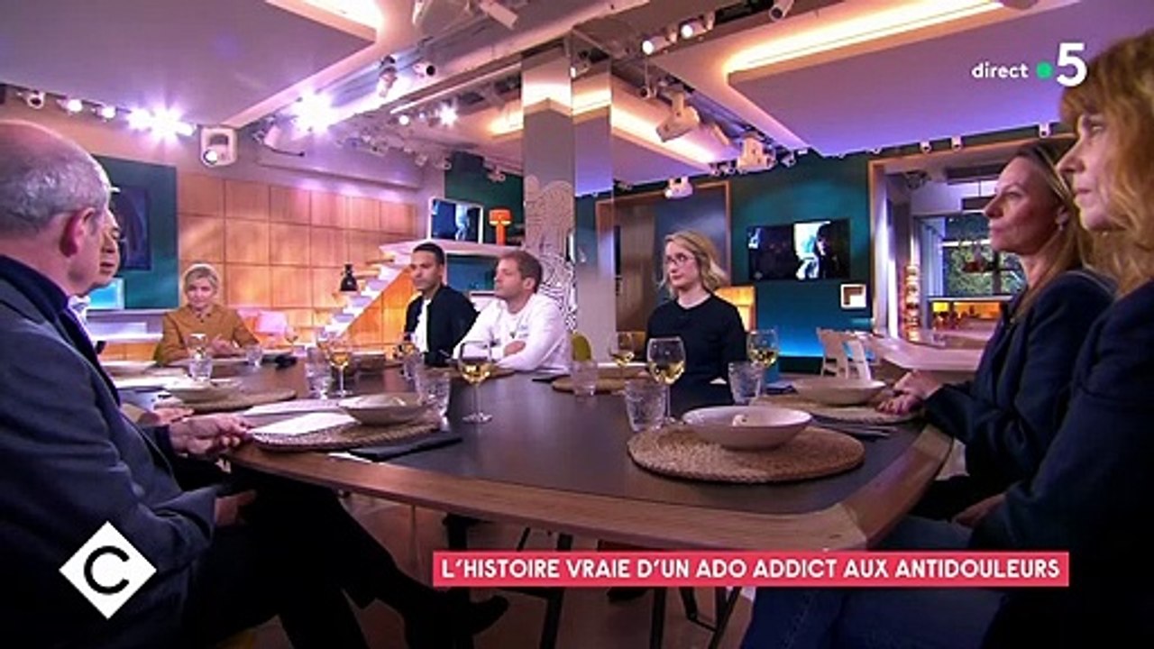 "Je ne peux pas imaginer perdre mon enfant" : Gwendoline Hamon au bord des larmes dans "C à vous"