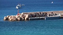 Más de 400 inmigrantes llegan a Lampedusa, que vive una oleada de desembarcos en los últimos días