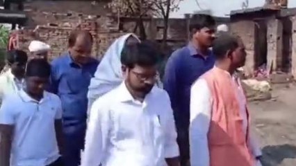 सारण: बिहार के श्रम संसाधन मंत्री ने अग्नि पीड़ितों से की मुलाकात, कही यह बड़ी बात