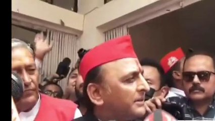 गाजियाबाद: एनकाउंटर के नाम पर नियमों की उड़ाई जाती है धज्जियां- अखिलेश यादव