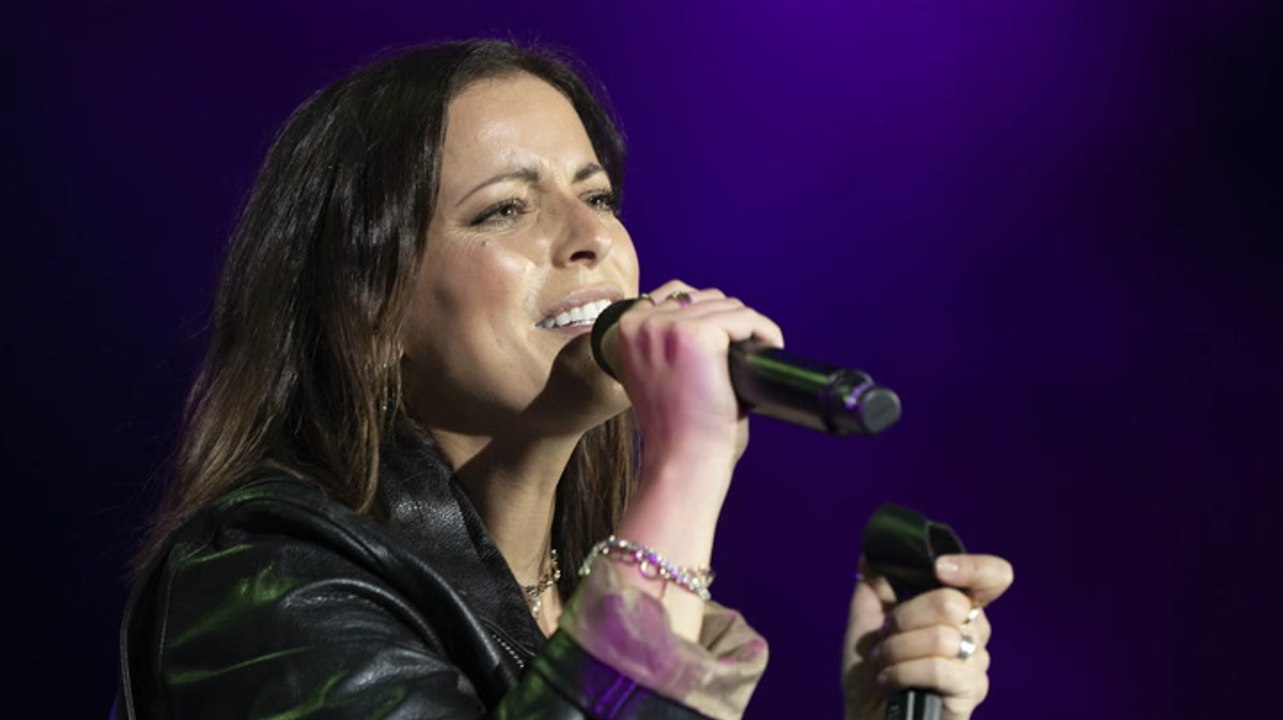 Emotionaler Moment bei „Sing meinen Song“: Bei Stefanie Kloß laufen die Tränen