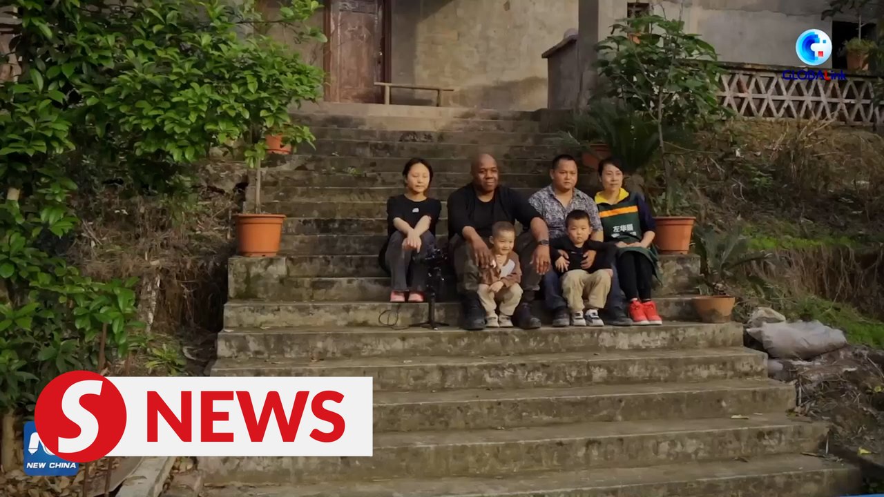 Foreign filmmakers shoot documentaries in China...